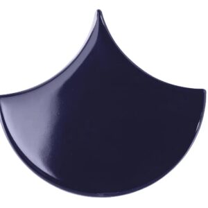 Faïence Bleu foncé Écaille 
13,5x15 cm - ép. 10 mm
