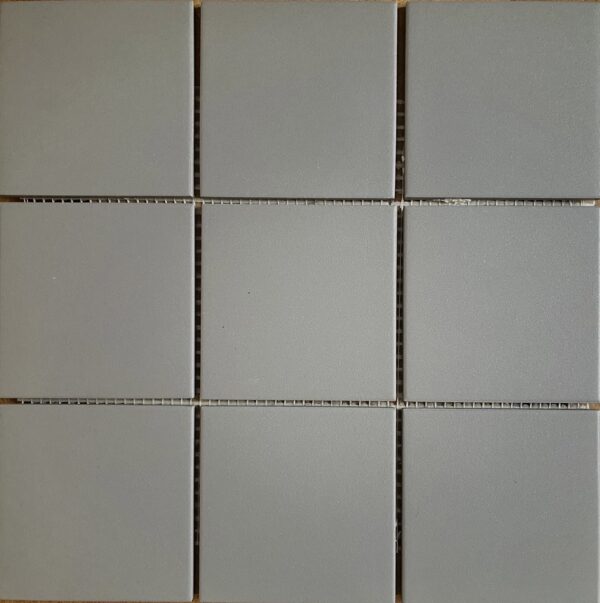 Grès Cérame 10x10 Gris Urban Uni
Trame sur filet 30x30 cm - ép. 6 mm