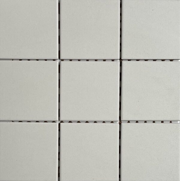 Grès Cérame 10x10 Blanc Cassé Uni
Trame sur papier 30x30 cm - ép. 6 mm