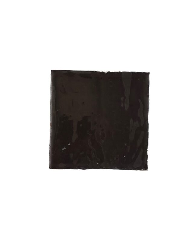 Grès cérame Emaillé Anthracite effet Zellige
11,5x11,5 cm - ép. 10 mm